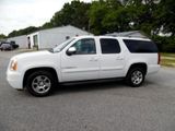 Used 2007 GMC Yukon XL SLT w/ SLT Preferred Equipment Group image 2