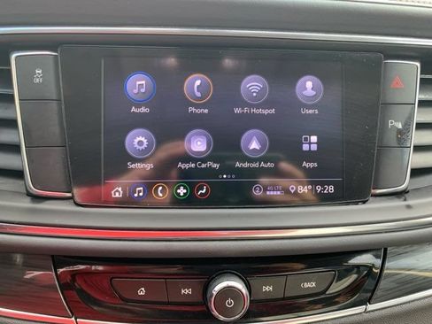 Used 2020 Buick Enclave Essence FWD image 40