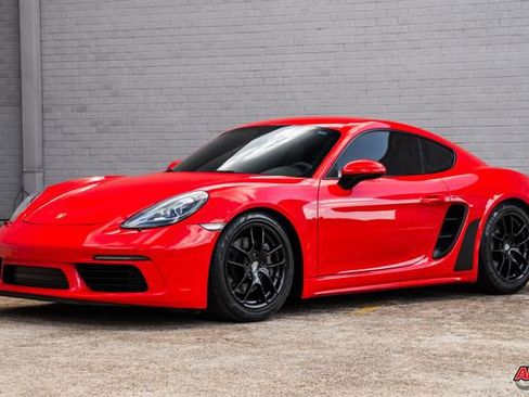 Used 2018 Porsche 718 Cayman RWD image 47