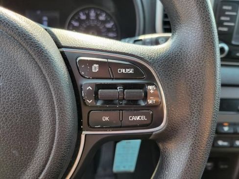 Used 2017 Kia Sportage LX AWD/4WD image 22