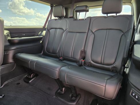 New 2026 Jeep Grand Wagoneer L 4WD image 19