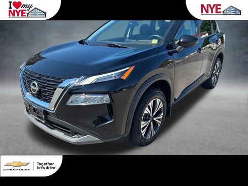 Used 2022 Nissan Rogue SV AWD/4WD image 1