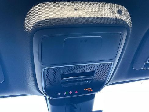 Used 2024 Chevrolet Traverse RS w/ LPO, Floor Liner Package AWD/4WD image 31