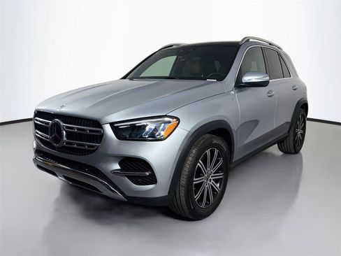 Used 2025 Mercedes-Benz GLE 450e 4MATIC image 1