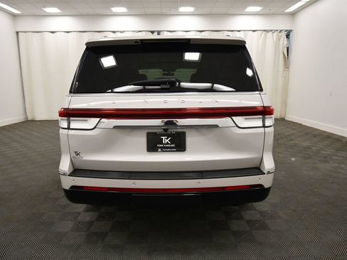 Used 2023 Lincoln Navigator Reserve w/ Equipment Group 201A AWD/4WD image 5