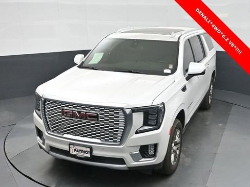 Used 2022 GMC Yukon XL Denali image 33