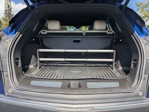 Used 2025 Cadillac XT5 Sportv w/ Technology Package image 13