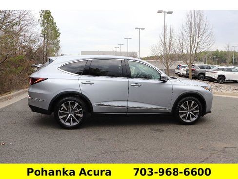 Certified 2026 Acura MDX w/Technology Package image 8