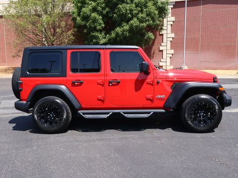 Used 2019 Jeep Wrangler Unlimited Sport AWD/4WD image 28