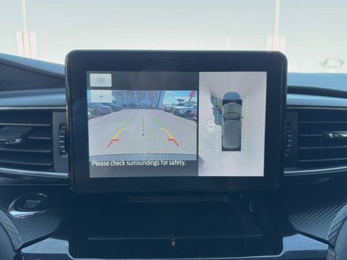 Certified 2022 Ford Explorer ST-Line w/ Class IV Trailer Tow Package image 21