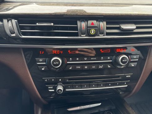 Used 2017 BMW X5 xDrive40e image 18