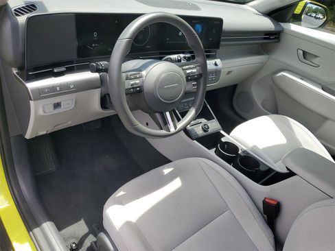 Used 2024 Hyundai Kona SEL w/ Convenience Package image 6