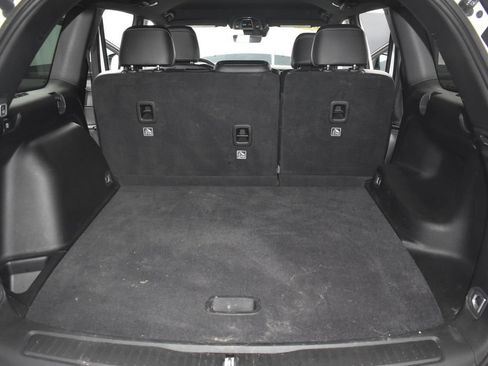 Used 2025 Jeep Grand Cherokee Altitude AWD/4WD image 23