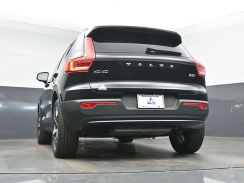 Used 2025 Volvo XC40 B5 Plus AWD/4WD image 20