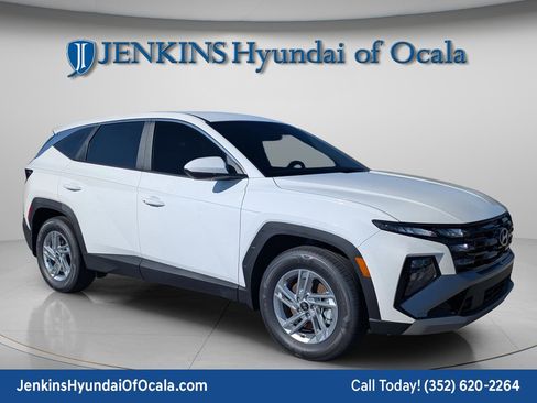 New 2026 Hyundai Tucson SE image 1