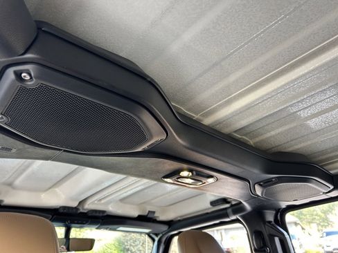 Used 2023 Jeep Wrangler Unlimited Sahara w/ Cold Weather Group image 35