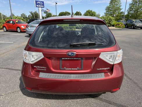 Used 2011 Subaru Impreza 2.5i AWD/4WD image 6