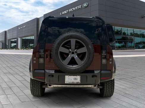 New 2026 Land Rover Defender 90 X-Dynamic SE AWD/4WD image 4
