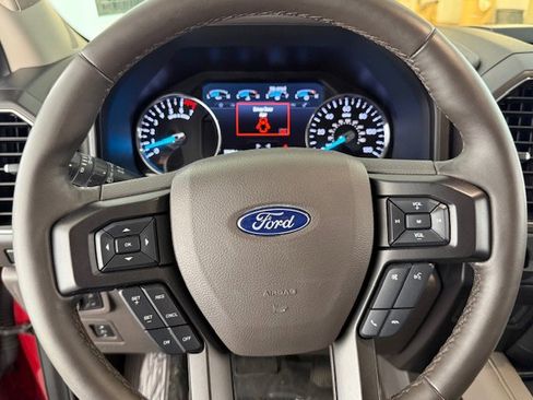 Used 2020 Ford Expedition Limited image 18