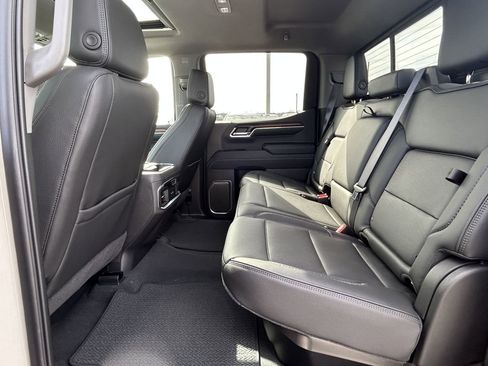 Used 2026 GMC Sierra 1500 Denali w/ Denali Reserve Package image 11