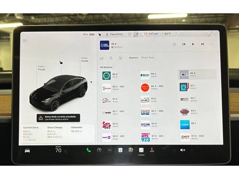 Used 2021 Tesla Model Y Long Range AWD/4WD image 30