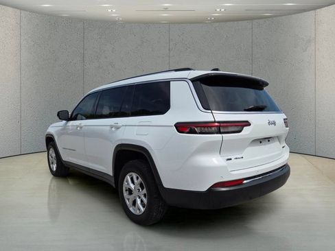 Used 2023 Jeep Grand Cherokee L Limited AWD/4WD image 6
