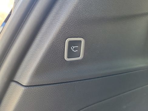 New 2026 Chrysler Pacifica Select FWD image 27