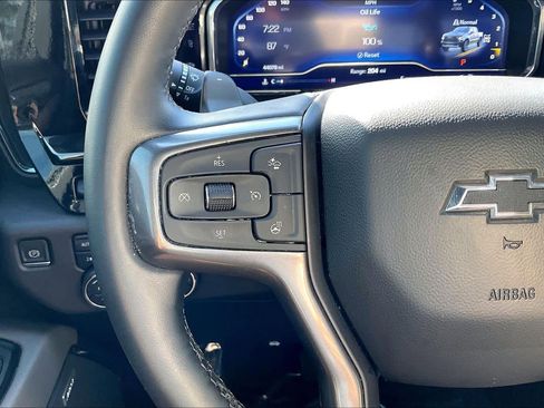 Used 2023 Chevrolet Silverado 1500 ZR2 w/ Technology Package image 17