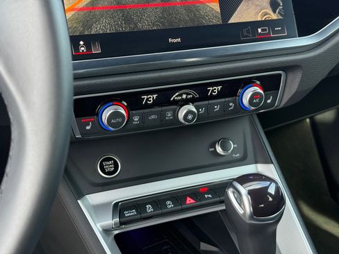 Certified 2025 Audi Q3 2.0T Premium Plus w/ Premium Plus Package image 22