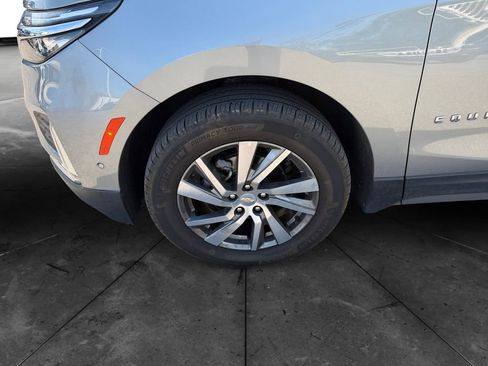 Used 2023 Chevrolet Equinox Premier AWD/4WD image 14