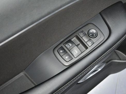 Used 2016 Ford Mustang Coupe w/ Equipment Group 051A image 10