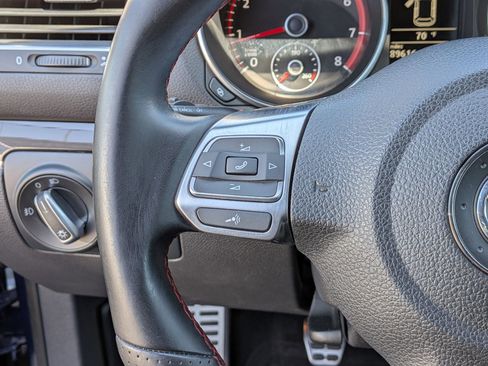 Used 2011 Volkswagen GTI 4-Door FWD image 19