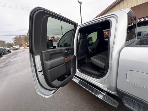 Used 2022 Chevrolet Silverado 2500 High Country w/ Z71 Off-Road Package image 49