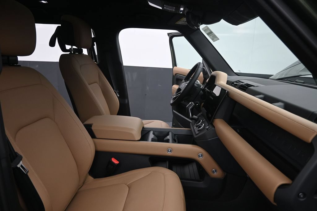 New 2026 Land Rover Defender 110 X-Dynamic SE AWD/4WD image 11