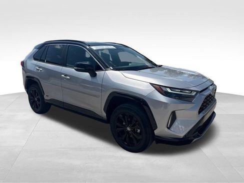 Used 2022 Toyota RAV4 XSE w/ XSE Grade Weather Package AWD/4WD image 7