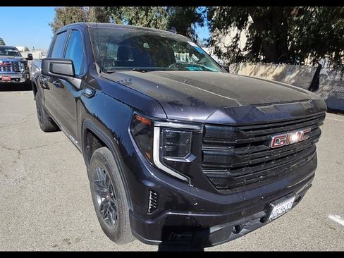 Used 2023 GMC Sierra 1500 Elevation AWD/4WD image 2