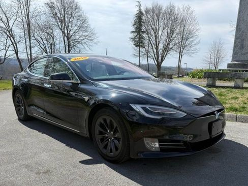 Used 2018 Tesla Model S 75D image 3