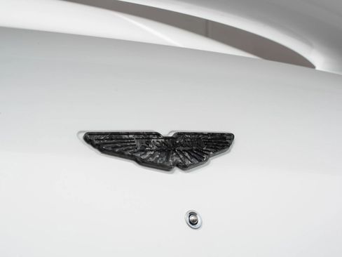 Used 2014 Aston Martin Vanquish Coupe RWD image 37