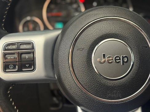 Used 2017 Jeep Wrangler Unlimited Sport AWD/4WD image 26