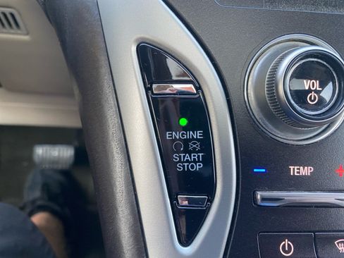 Used 2019 Lincoln Nautilus Reserve AWD/4WD image 29