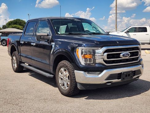 Used 2021 Ford F150 XLT w/ Equipment Group 302A High AWD/4WD image 3