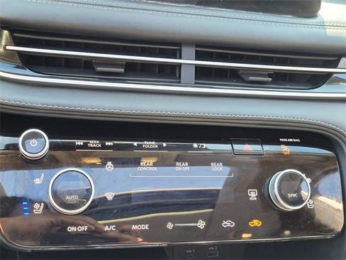 Used 2022 INFINITI QX60 Luxe image 24