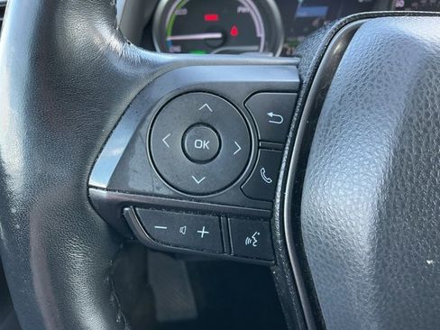 Used 2022 Toyota Camry XSE image 13