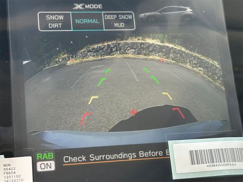 New 2025 Subaru Crosstrek 2.5i Limited w/ Crosstrek Mirror Package image 17