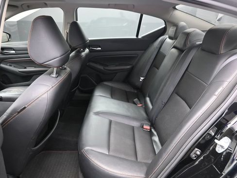 Used 2021 Nissan Altima 2.5 SR w/ SR Premium Package FWD image 16
