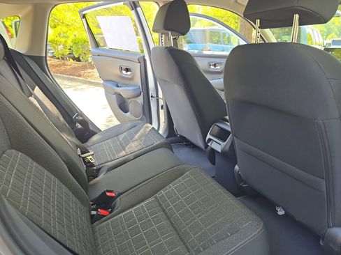 New 2026 Honda HR-V LX image 11