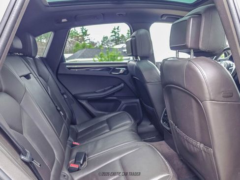 Used 2017 Porsche Macan S AWD/4WD image 56