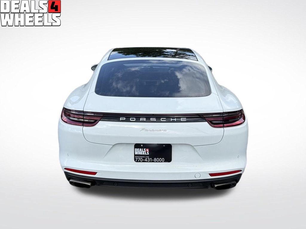 Used 2018 Porsche Panamera RWD image 4