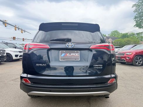 Used 2018 Toyota RAV4 Limited w/ Advanced Technology Package AWD/4WD image 8