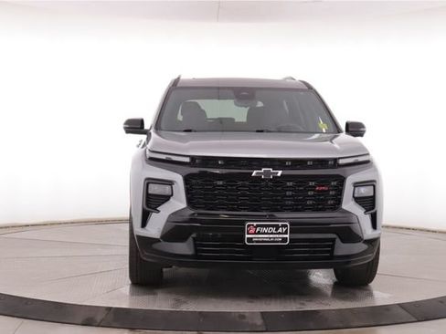 Used 2025 Chevrolet Traverse RS w/ LPO, Floor Liner Package AWD/4WD image 13